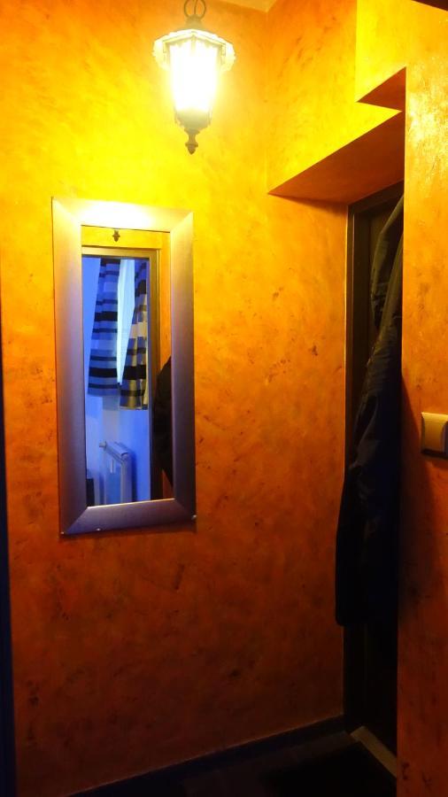 Apartament Neon Gdynia Luaran gambar
